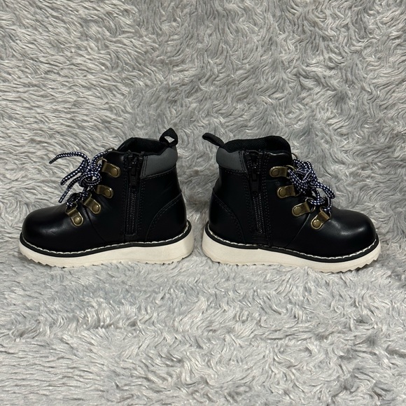 Baby GAP Black Boots, Size 6 - Picture 6 of 12